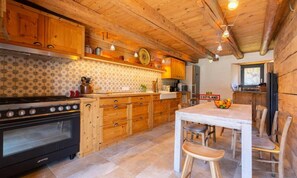 Fridge, microwave, oven, dishwasher - House for 8 People Loudervielle Wifi Garden (Loudervielle)