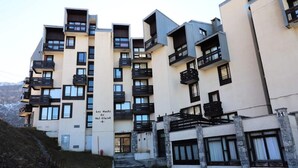 Exterior - Renovated Apartment Foot of the Slopes Balcony (Tignes)