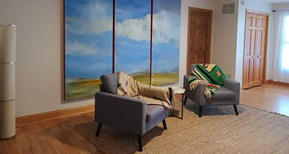 The Serene Ranch with Forest View, Barn & Paddocks, 3 Bedrooms with Private Deck