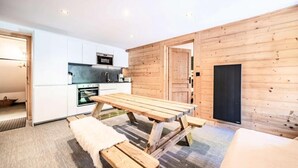 Interior - Apartment in Morzine Near Ski School (Morzine)