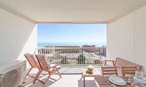Outdoor dining - Apartment in Canet Near Sandy Beaches (Canet de Berenguer)