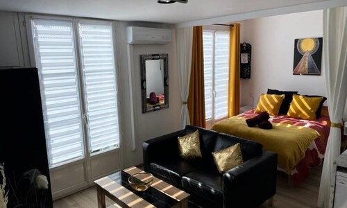 Apartment in Hyeres Near Sunny Coastline