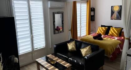 Apartment in Hyeres Near Sunny Coastline