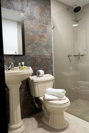 Comfort kamer, 1 slaapkamer | Badkamer | Zeep, shampoo