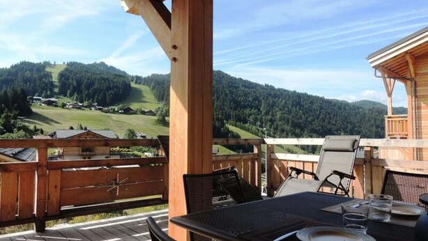Unclassified image, 1 of 3, button - Chalet in Les Gets With Mountain Views (Les Gets)