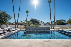 Outdoor pool, a heated pool - Modern Spacious Scottsdale Sanctuary-Pool/Spa/dogs/Pickleball/bball (Scottsdale)
