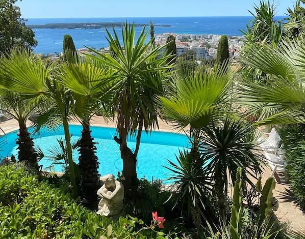 Pool - Sumptuous Mediterranean villa in Cannes (Cannes)