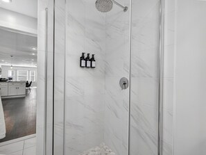 Shower, hair dryer, towels, soap - Hot Tub 3BR Somerville: Parking, Fire Pit, Near T (Somerville)