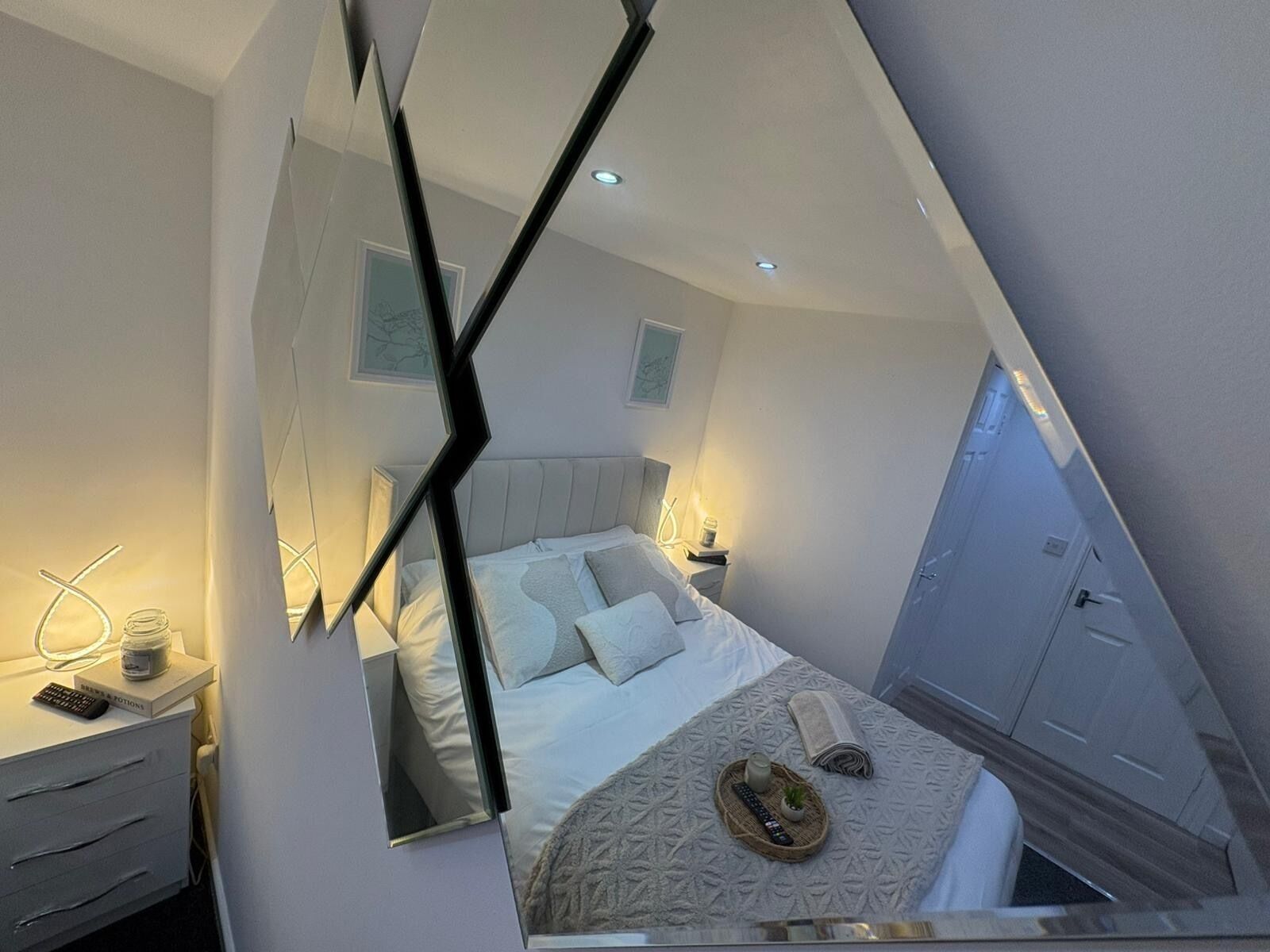 1 soverom, strykejern/-brett, wi-fi og sengetøy