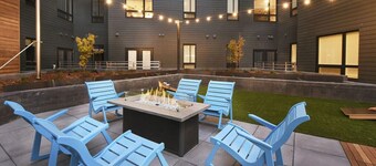 Hot Tub, King Beds, Coffee Bar, Balcony