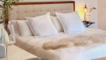 1 chambre, fer et planche Ă repasser, Wi-Fi gratuit, draps fournis