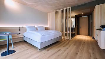 Junior Double Room | In-room safe, laptop workspace, blackout curtains, soundproofing