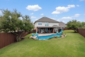 Outdoor pool - Pool, Darts, Pet-Friendly, Office + Sleeps 8 (Fort Worth)