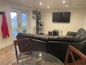 Interior - Extended Ski/Work/Visit secluded Cul-da-sac cutie (Salt Lake City)