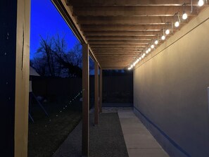 Terrace/patio - Extended Ski/Work/Visit secluded Cul-da-sac cutie (Salt Lake City)