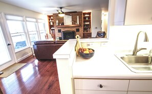 Interior - New - Sleeps 25, Beautiful Mtn. Views, Sunrises, Game Room (Seven Devils)