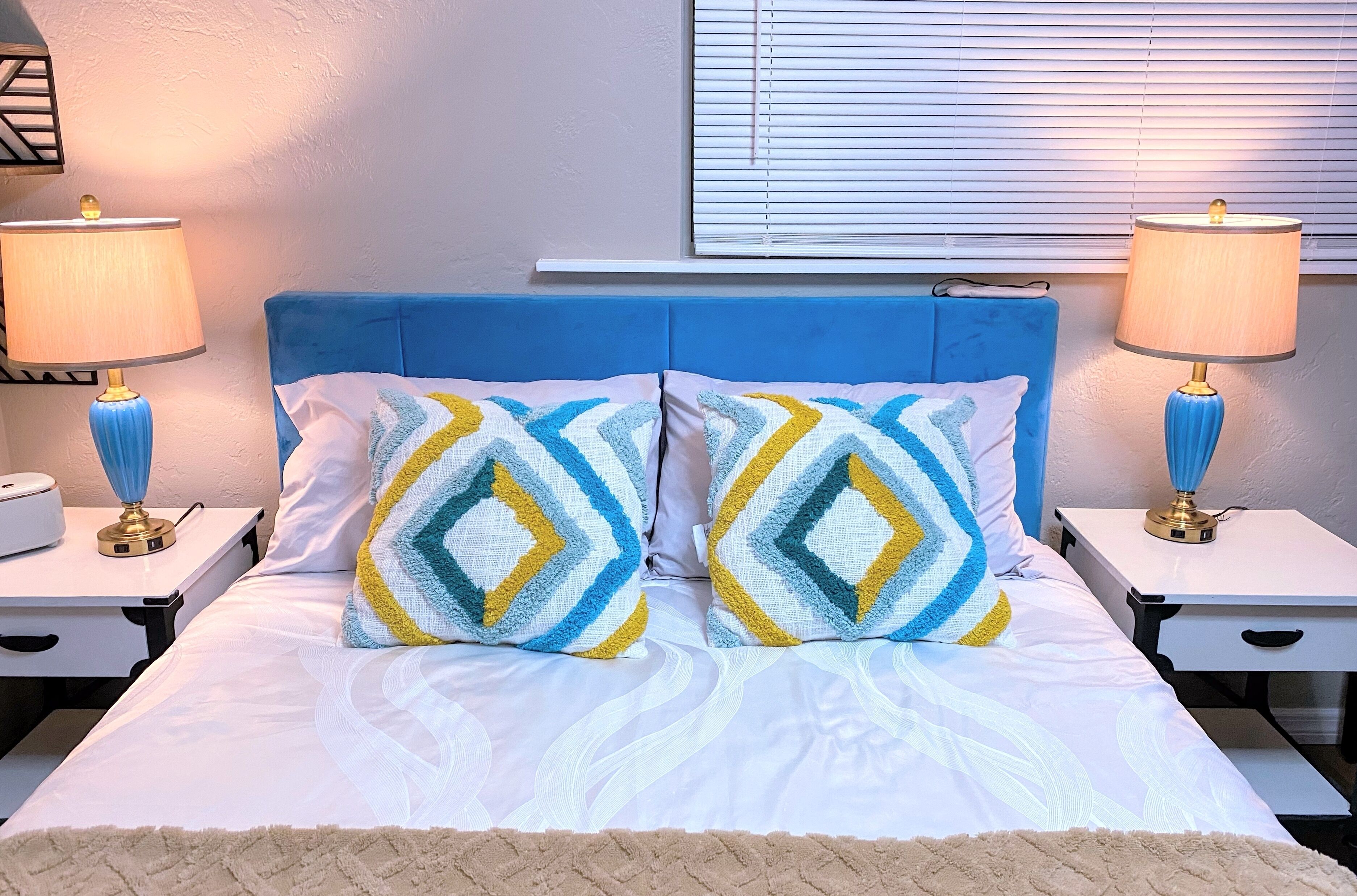 3 bedrooms, in-room safe, desk, free WiFi