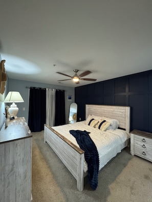 3 bedrooms, iron/ironing board, WiFi, bed sheets - Tee Time by the Tides - Cozy 3 bedroom, 2 bath condo (Myrtle Beach)