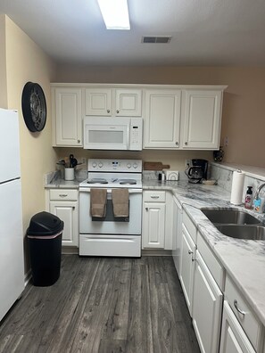 Microwave, oven, stovetop, dishwasher