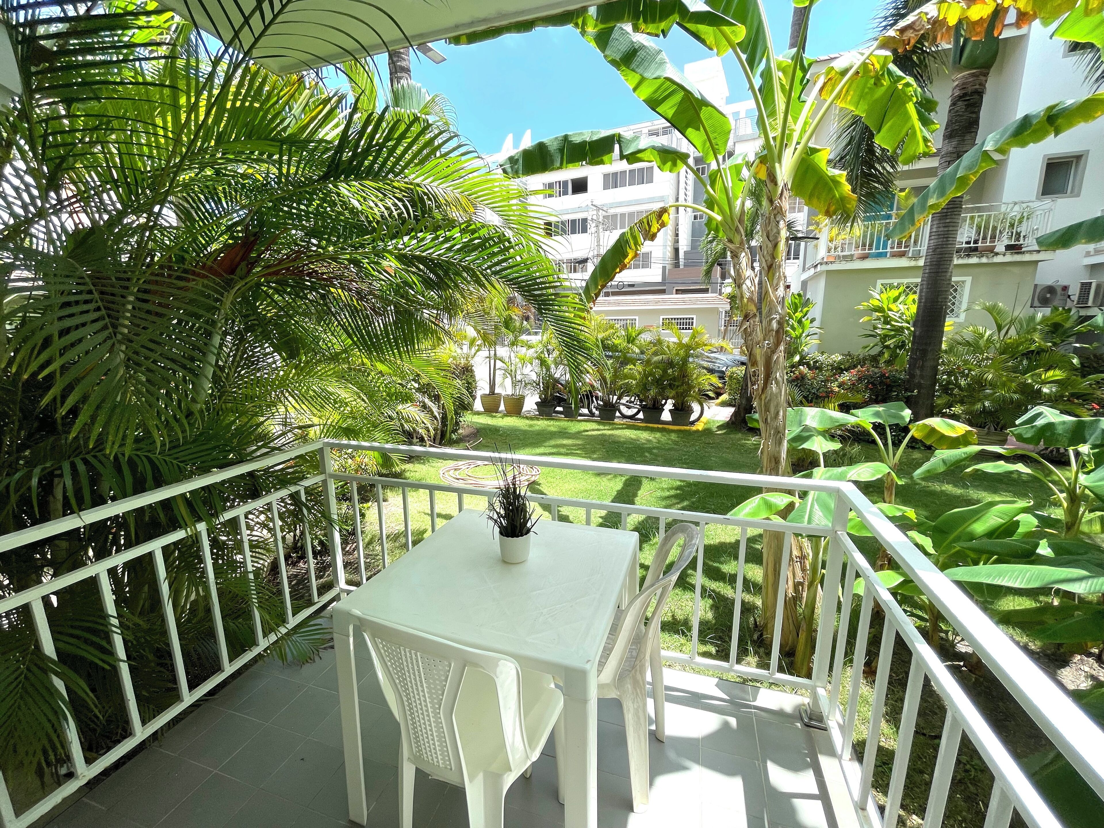 行政套房, 1 間臥室, 可使用泳池, 花園景觀 | 客房景觀