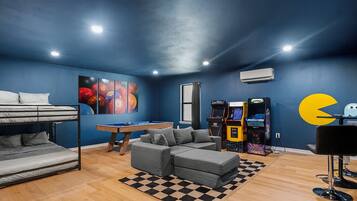 Hus – superior, 4 soverom, privat basseng | Spillrom