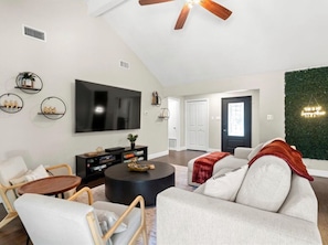 Superior House, 4 Bedrooms, Private Pool | Living area | TV - Poolside Paradise Room Fire Pit Hot Tub (Round Rock)