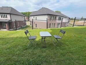 تناول الطعام بالخارج