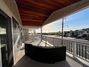 Property grounds - Spacious 4-bedroom house with a view of the inlet beach in North Wildwood (North Wildwood)