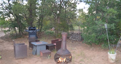 Spacious 4-bedroom home in delightful Vanderwagen with AC/heat