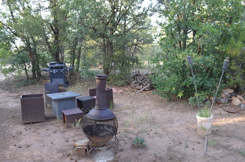 Spacious 4-bedroom home in delightful Vanderwagen with AC/heat