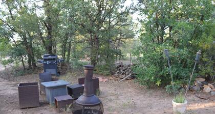 Spacious 4-bedroom home in delightful Vanderwagen with AC/heat