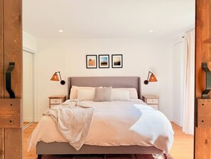 1 habitación, tabla de planchar con plancha, wifi gratis y ropa de cama 