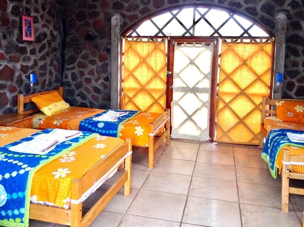 Classic Triple Room | Down comforters, laptop workspace, bed sheets