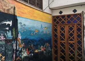 Quarto triplo clássico | Espaço de trabalho para notebook