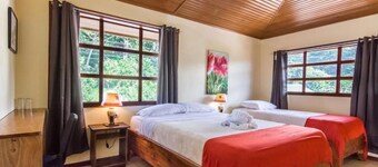 Casa Madonna Hotel