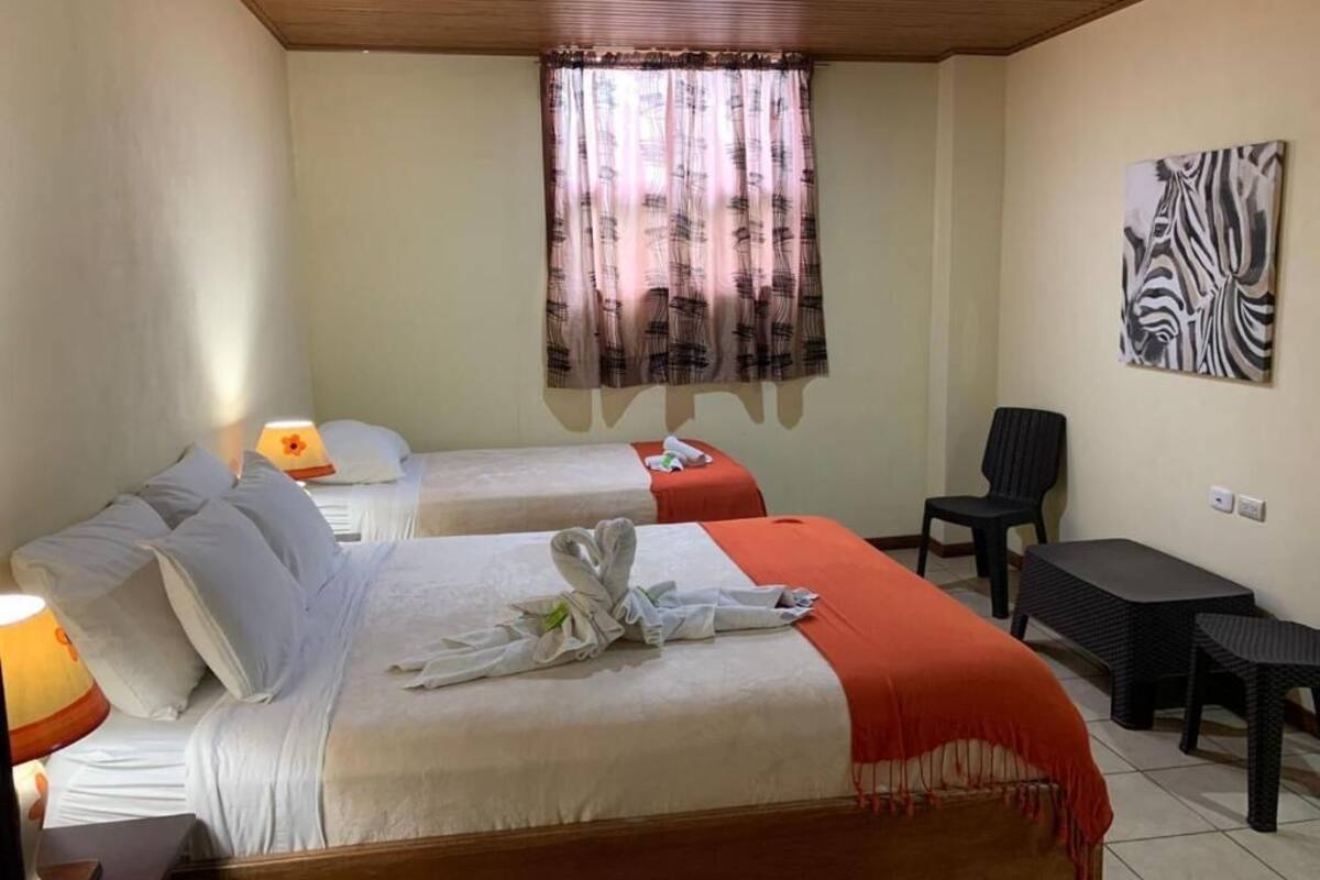 Economy Triple Room