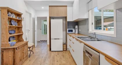 Sandy Toes Cottage Point Lonsdale