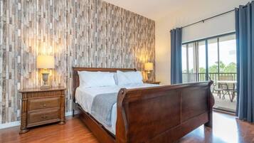 3 bedrooms, desk, iron/ironing board, WiFi