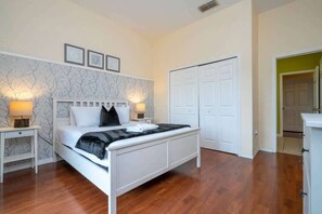 3 bedrooms, iron/ironing board, WiFi, bed sheets - Near Disney Cozy 3Bd Apartment at Caribe Cove (Kissimmee)