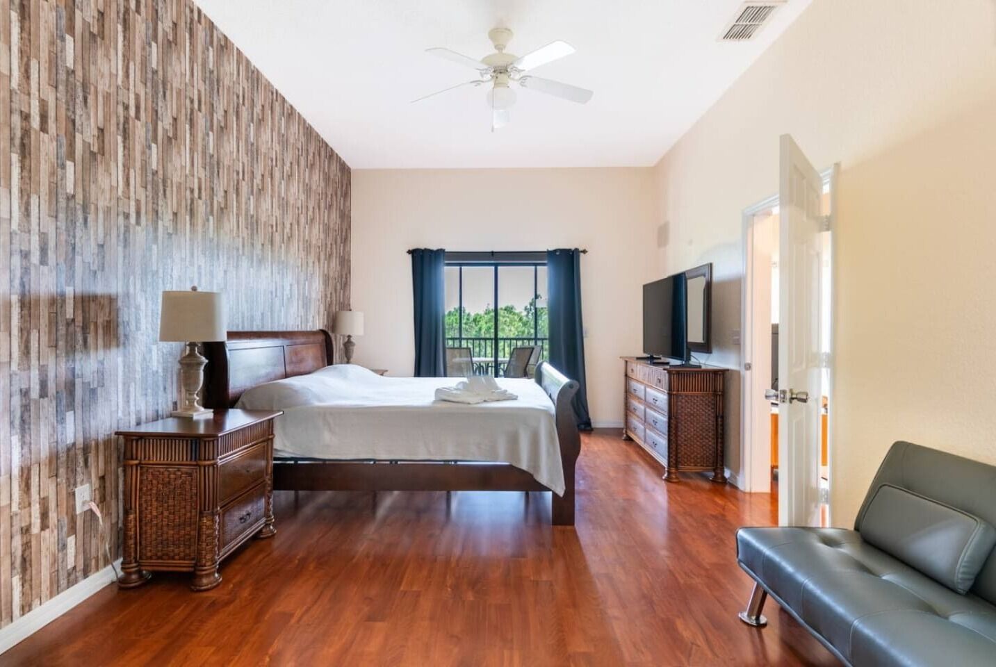 3 soveværelser, skrivebord, strygejern/strygebræt, Wi-Fi