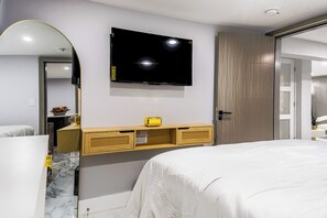 3 slaapkamers, een kluis op de kamer, een strijkplank/strijkijzer