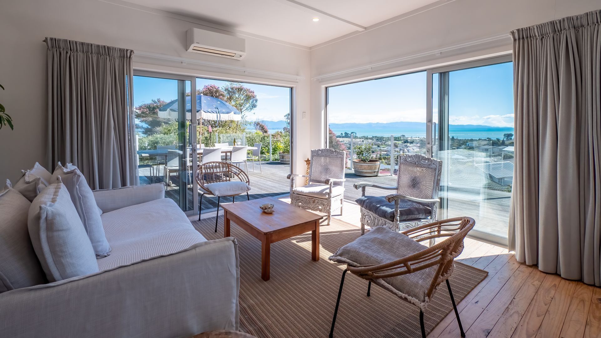 تلفزيون ذكي