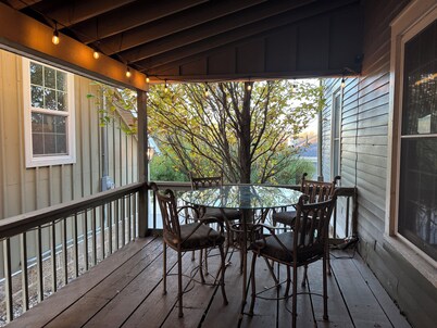 Superb 4-bedroom historical house in Fredericktown