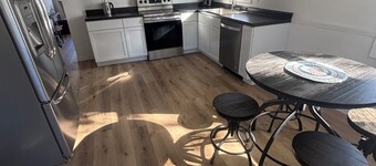 Charming 2-bedroom condo with AC in beautiful Janesville