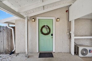 Property grounds - Pet-Friendly Home Near the Beach (Englewood)