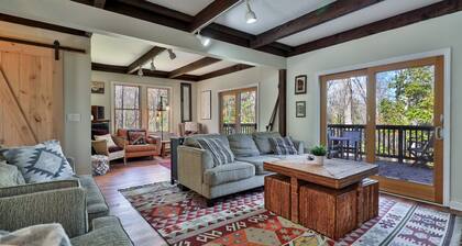 Classic Killington Ski Chalet for 8 w/ Gear Room, 2 Fireplaces, 5 Mins to Slopes