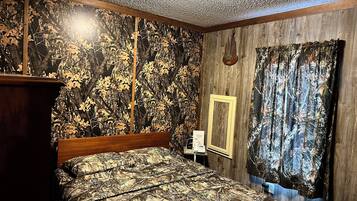 Internet, bed sheets