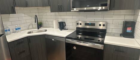 Microwave, oven, stovetop, dishwasher