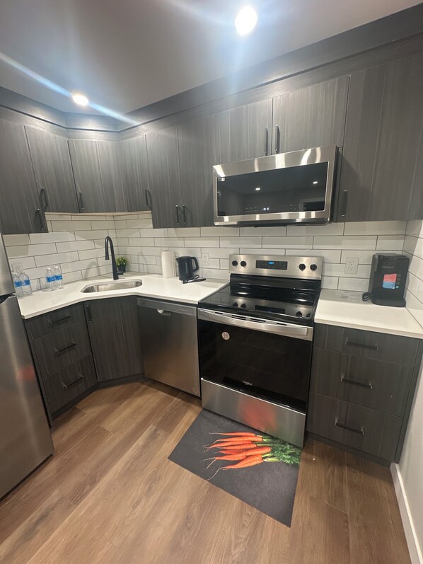 Microwave, oven, stovetop, dishwasher