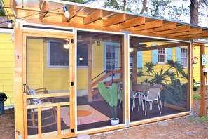Outdoor dining - Screened Patio, Fenced Yard, & Pet Friendly! (Savannah)